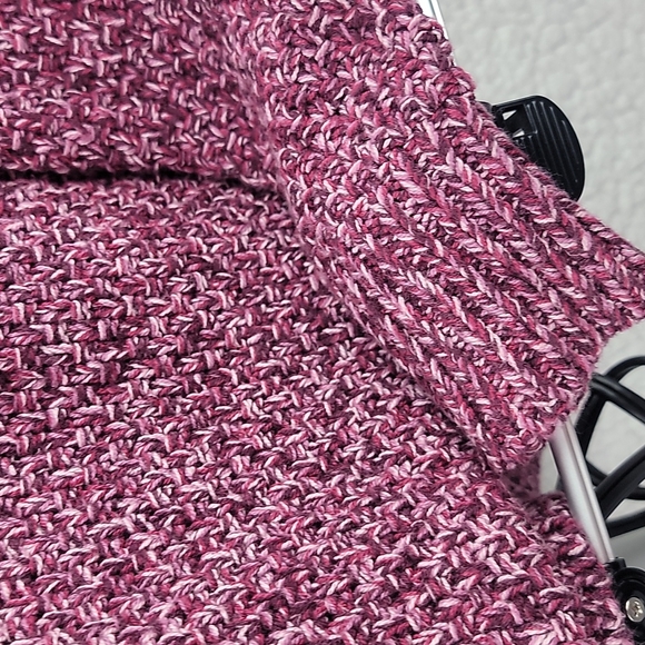 NEW LOFT sweater! - Picture 9 of 13